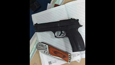 In debt, man tries to rob bank with gas-lighter ‘gun’ in Kolkata