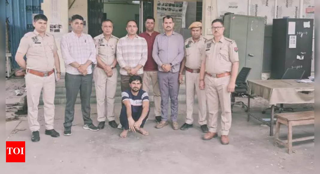 Jaipur man held for stabbing wife multiple times in hand and abdomen ...