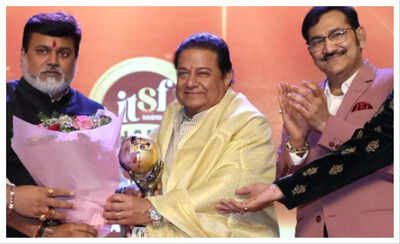 Anup Jalota: Receiving an award in the name of legendary Mahendra Kapoor is a great honour, his songs inspire youngsters even today