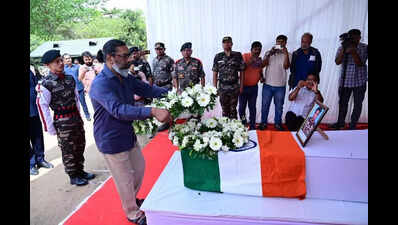 Fight against Naxalism in state in final stages: CM