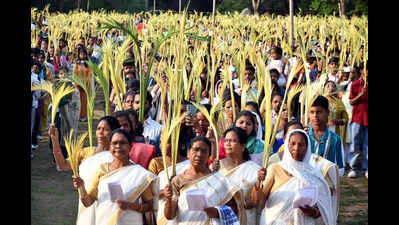 Thousands gather in Ranchi for Palm Sunday celebrations | Ranchi News ...