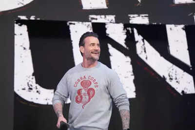 Paul "Triple H" Levesque talks about how he and CM Punk overcame their differences
