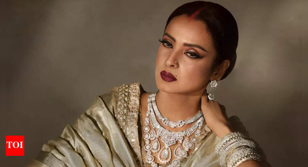 When Rekha ended rumoured fling with Jeetendra after 'timepass' remark