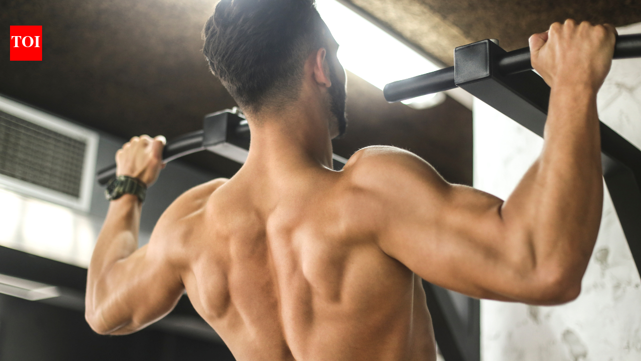20 pull ups: 6 benefits of doing it every morning