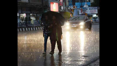 Rain hits flight ops in city, four diverted to Kolkata