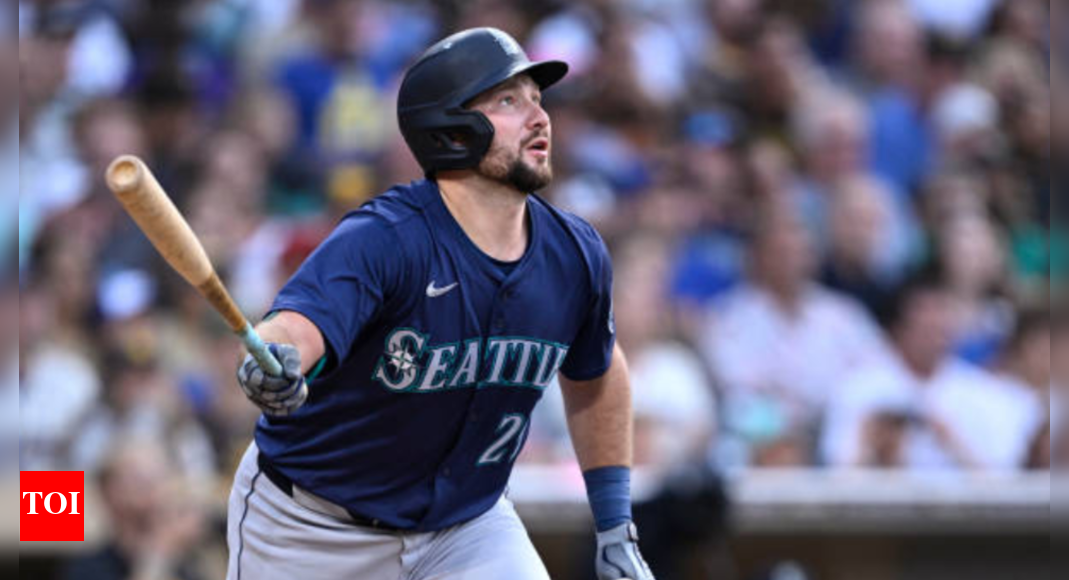 Will Cal Raleigh play against Cincinnati Reds tonight? Latest update on ...