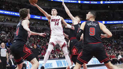 Miami Heat eliminated Chicago Bulls to keep their playoff dream afloat