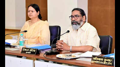 Hemant led 11-member delegation to leave for investment tour to Spain, Sweden from today