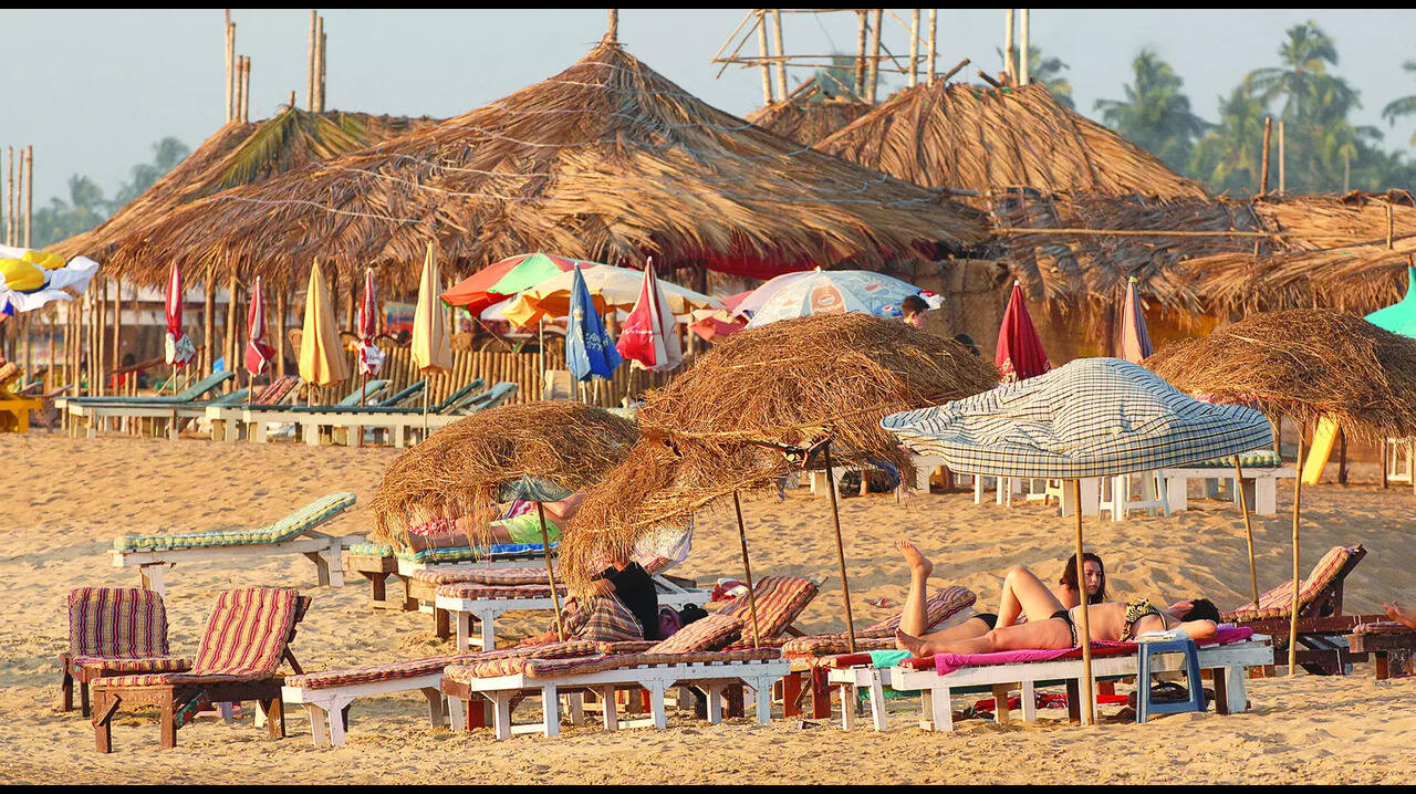 With footfall hit, some shacks in Goa stop operations for season | Goa News  - The Times of India