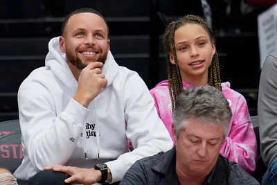 Stephen Curry's daughter makes surprise appearance after 10 years at Golden  State Warriors Play-In celebration; fans left stunned - "Can't believe  she's 12 already!" | NBA News - The Times of India