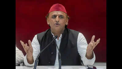 Akhilesh flays razing of Jain temple in Mumbai