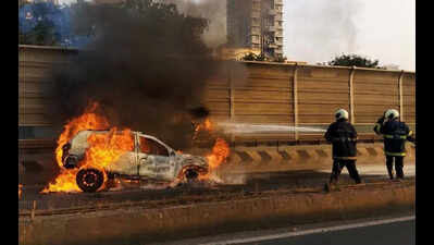 32-year-old charred to death as car catches fire after crash