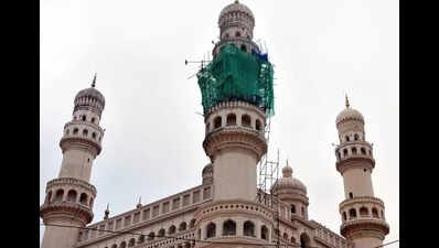 Restoration work of damaged Charminar minaret underway