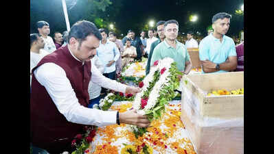 5 lakh compensation for victims’ kin: CM; Shinde rushes to J&K