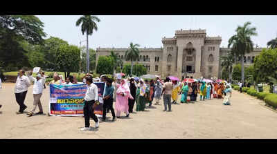 Contract teachers stage rally at Osmania University demanding job regularisation