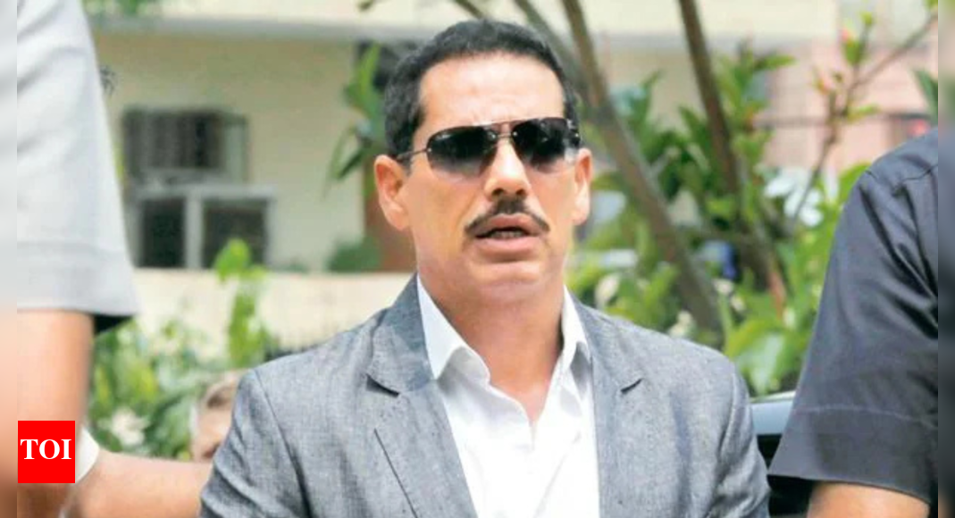 रॉबर्ट वड्राचा हल्ला रिमार्क म्हणाला, भाजपा विषारी आहे रॉबर्ट वड्राचा हल्ला रिमार्क म्हणाला, भाजपा विषारी आहे