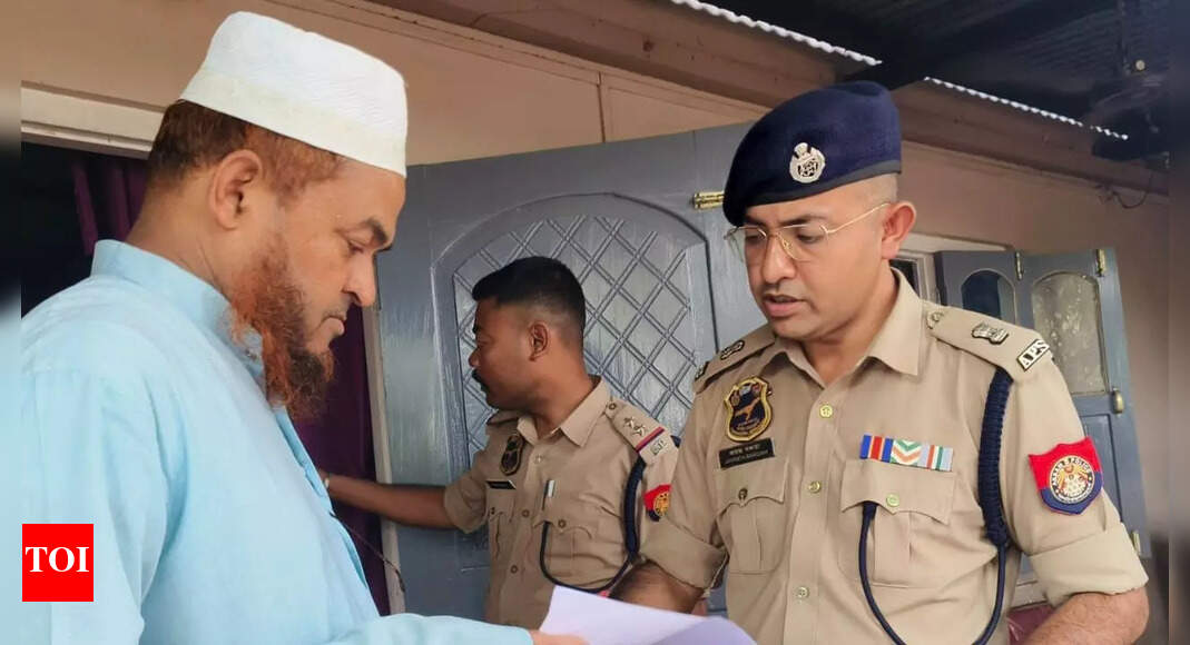 पाहाम पोलिसांनी एआययूडीएफचे आमदार अमीनुल इस्लाम यांना पहगमच्या हल्ल्याविषयी भाष्य केल्यावर अटक केली