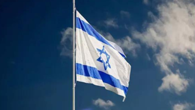 Hundreds of Syrian Druze clerics head to Israel on pilgrimage