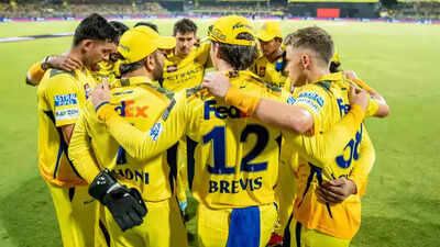 Whats Wrong In CSK Game Plan
