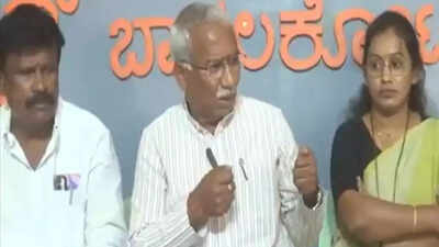 'आतंकवादी ने धर्म से नहीं पूछा', पहलगाम हमले पर कांग्रेस मंत्री कहते हैं; भाजपा ने इसे पीड़ितों का अपमान कहा