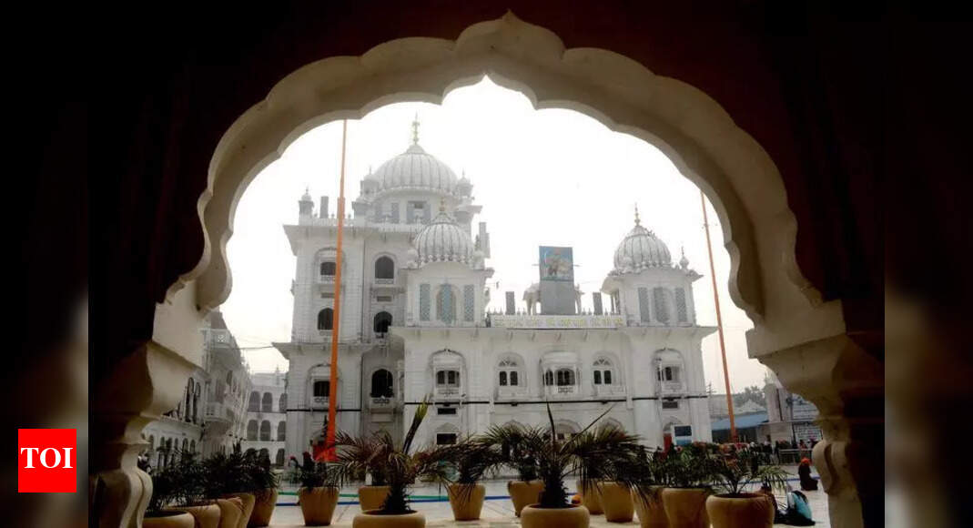 Takht Patna Sahib panel: Satkar committee members from Punjab harassing people on pretext of ‘maryada'
