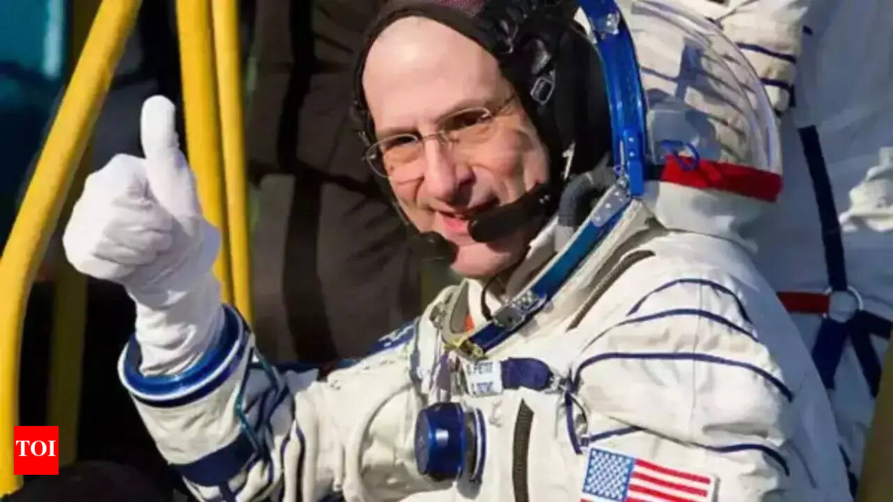 その他 ASTRONAUT DONALD photo.jpg