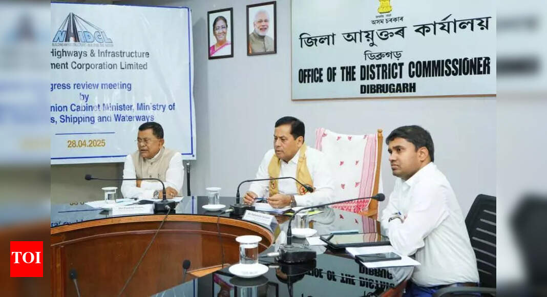 Sarbananda Sonowal Reviews Nhidcl Projects In Dibrugarh Guwahati News