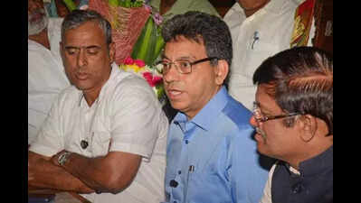 Maheshwar Rao takes over reins of Bengaluru civic body | Bengaluru News ...