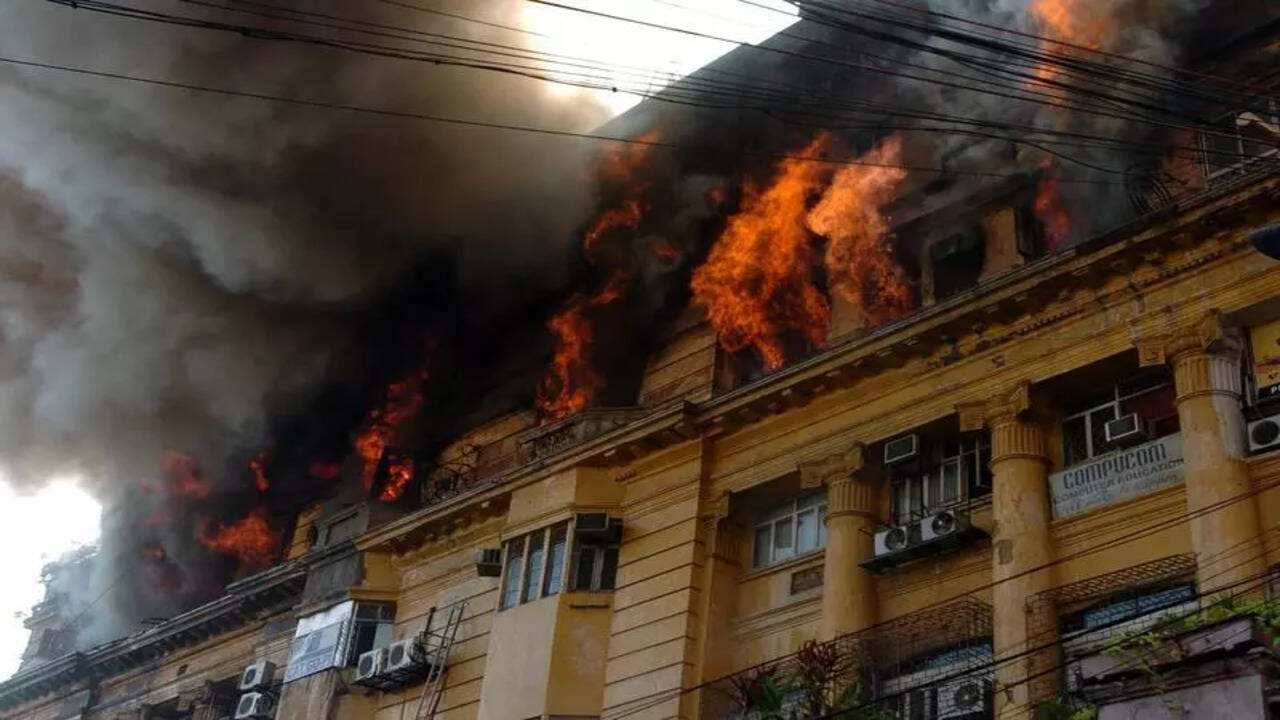 Stephen Court, where 43 died 15 yrs ago, is fire-safe now' | Kolkata News -  The Times of India