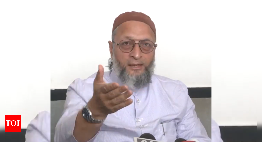 ‘Iss baar Gaar mein Ghus Kar Baith Jana’: Owaisi सरकार को POK लेने के लिए कहता है, आतंक पर बयानबाजी के बाहर कार्य करता है