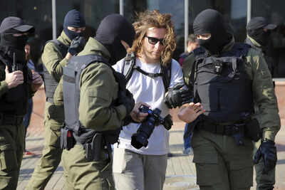 Belarus frees US man jailed in opposition crackdown