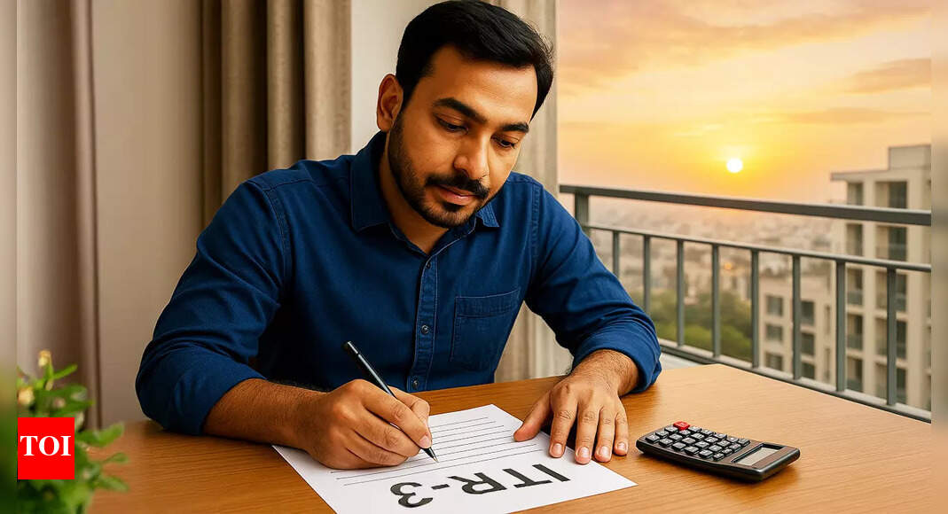 नए फॉर्म ITR-3 को 2024-25 वित्तीय वर्ष के लिए कर रिटर्न प्रस्तुत करने के लिए सूचित किया गया है: यह करदाताओं के लिए नया है