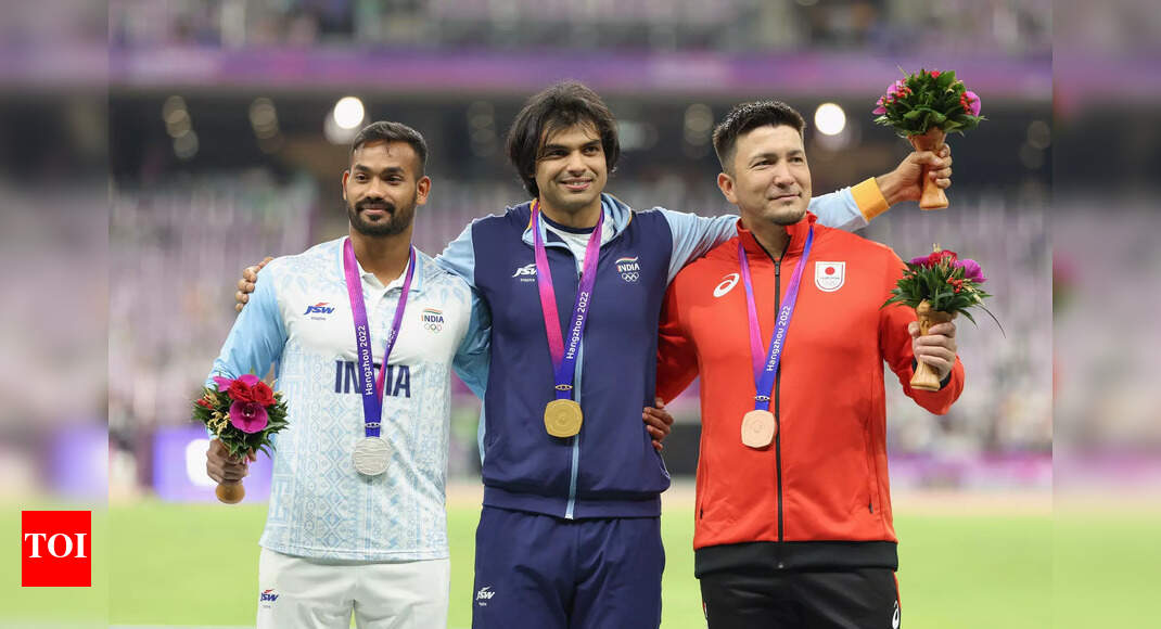 एक्सक्लूसिव: नीरज चोपड़ा से 8:20 बजे कॉल करें, जिन्होंने भारत के एशियाई खेलों के नायक को अपना बड़ा ब्रेक दिया अधिक खेल समाचार
