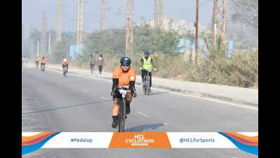 Hyderabad’s pregnant woman completes 600 km cycling challenge in just 38 hours