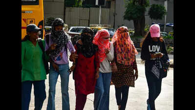Hot and humid with a chance of showers from Tuesday: IMD