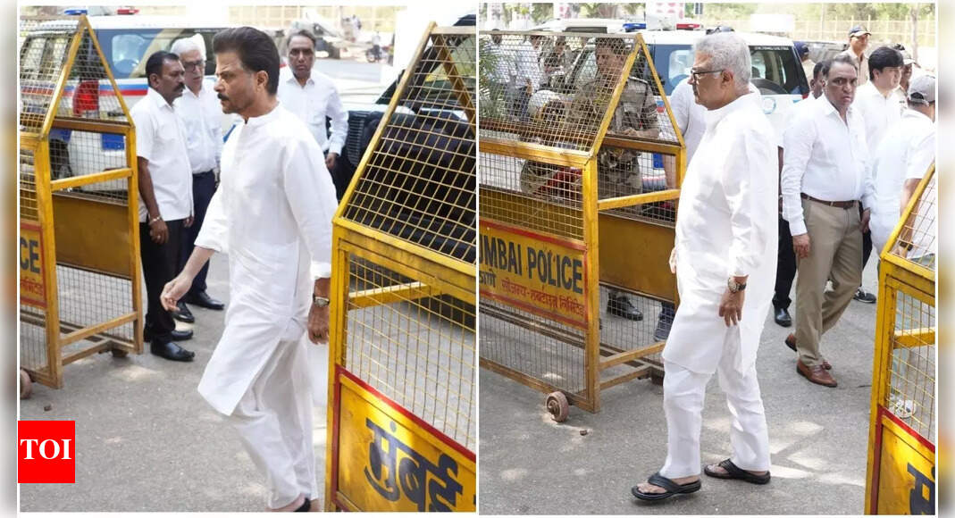 Anil Kapoor and Boney Kapoor arrive for their mother Nirmal Kapoor’s antim yatra: WATCH – The Times of India