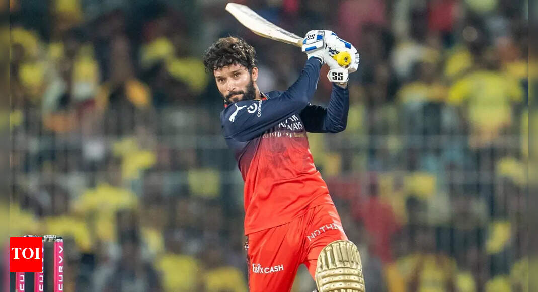 IPL Live: Patidar, Jitesh key as RCB eye 200 plus