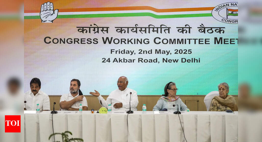 कांग्रेस का कहना है कि राष्ट्रपति का बोर्ड मणिपुर में हिंसा को समाप्त करने में विफल रहा, इसके लिए चुनावों की आवश्यकता है भारत समाचार