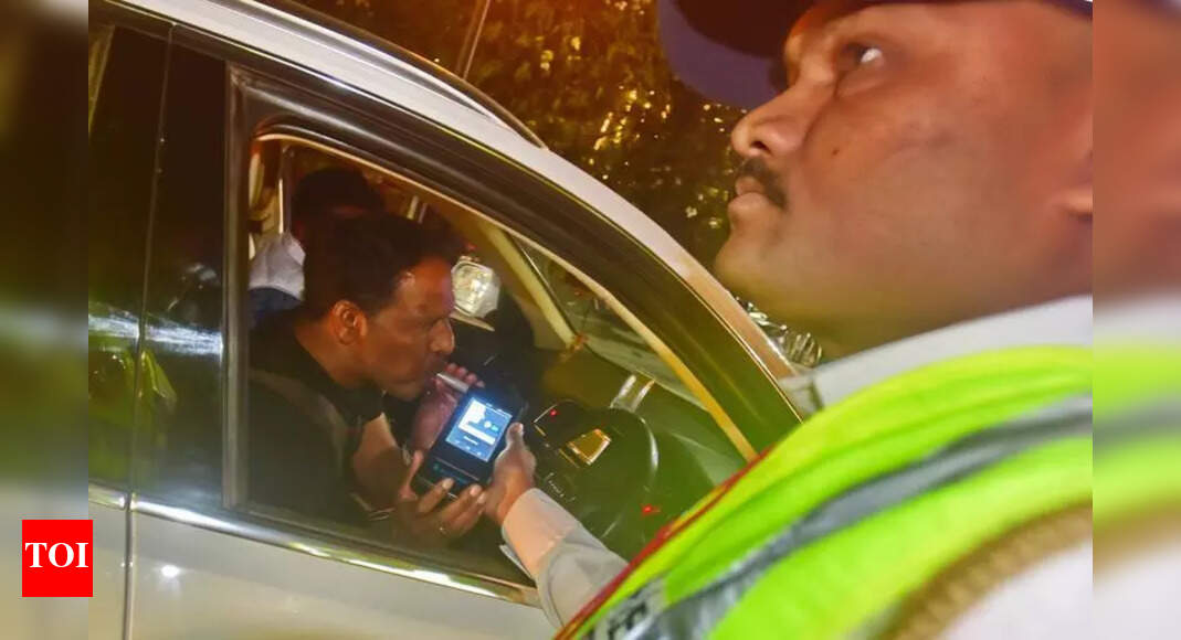 City traffic police crack whip on drunk drivers; 33 licences suspended ...
