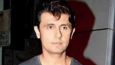 Sonu Nigam hurt sentiments of Kannadigas: Bengaluru cop