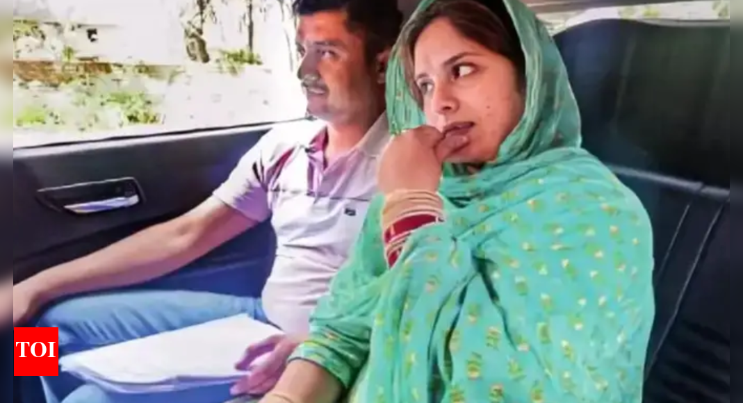 Who is Munir Ahmed? CRPF jawan in soup over marriage to Pakistani woman