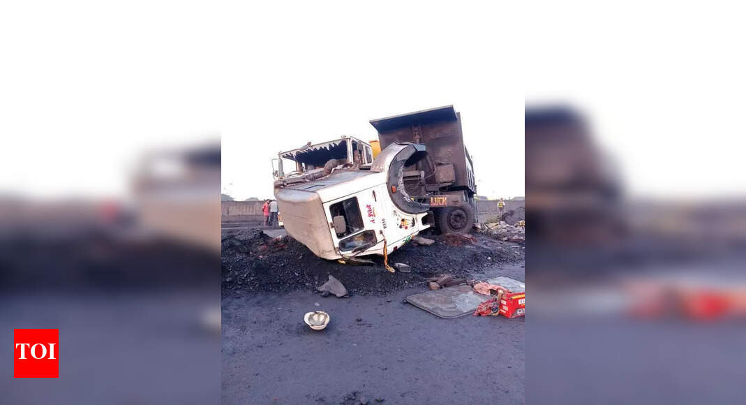 2 men killed in accident at Paradip port | Bhubaneswar News - The Times ...