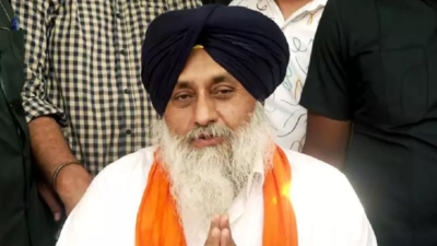 SAD chief Badal seeks PM Modi's intervention in Punjab-Haryana water row