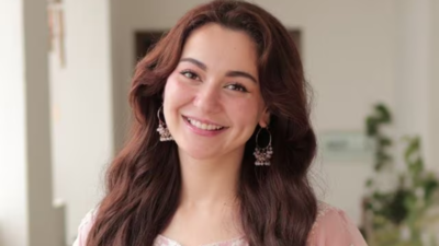 Pakistani actor Hania Aamir says ‘ro doongi’ as Indian fans use VPN to access her banned Instagram