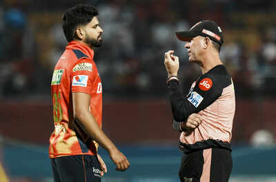 Punjab Kings' captain Shreyas Iyer with head coach Ricky Ponting. (PTI Photo) 'Captain came up with the move': Ricky Ponting hails Shreyas Iyer's tactical call as PBKS clinch big win over LSG