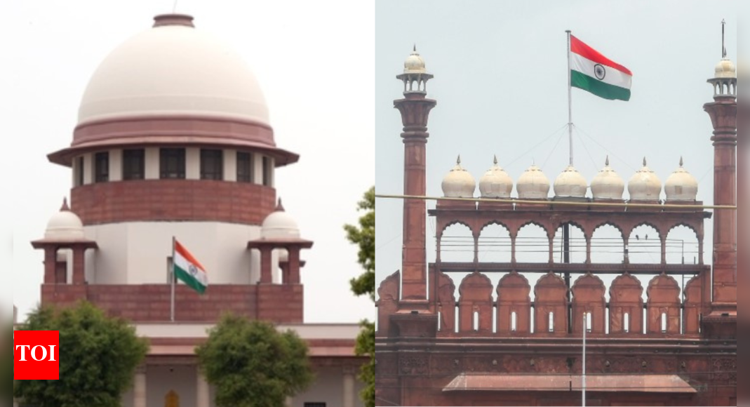 'Misconceived': SC rejects woman's plea claiming possession of Red Fort as legal 'heir'