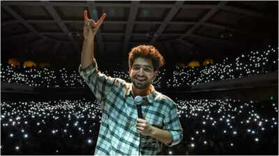 Amid the 'India's Got Latent' row, comedian Samay Raina and 4 influencers summoned by the Supreme Court for a petition alleging comments that made fun of disabled people
