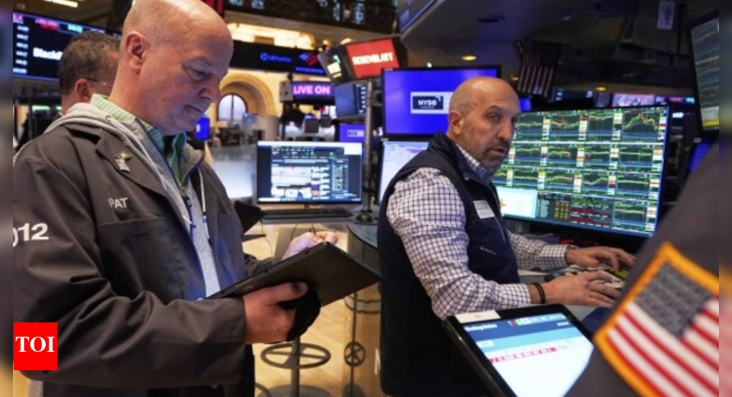 Wall Street slips as Oil falls, Dow drops 100+ points, S&P 500 nears end of 9-day winning streak