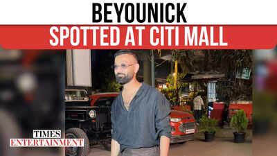 Creator BeYouNick Visits Andheri West