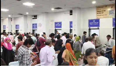 SMS hosp surveys state of bldg after mishap in surgery ward